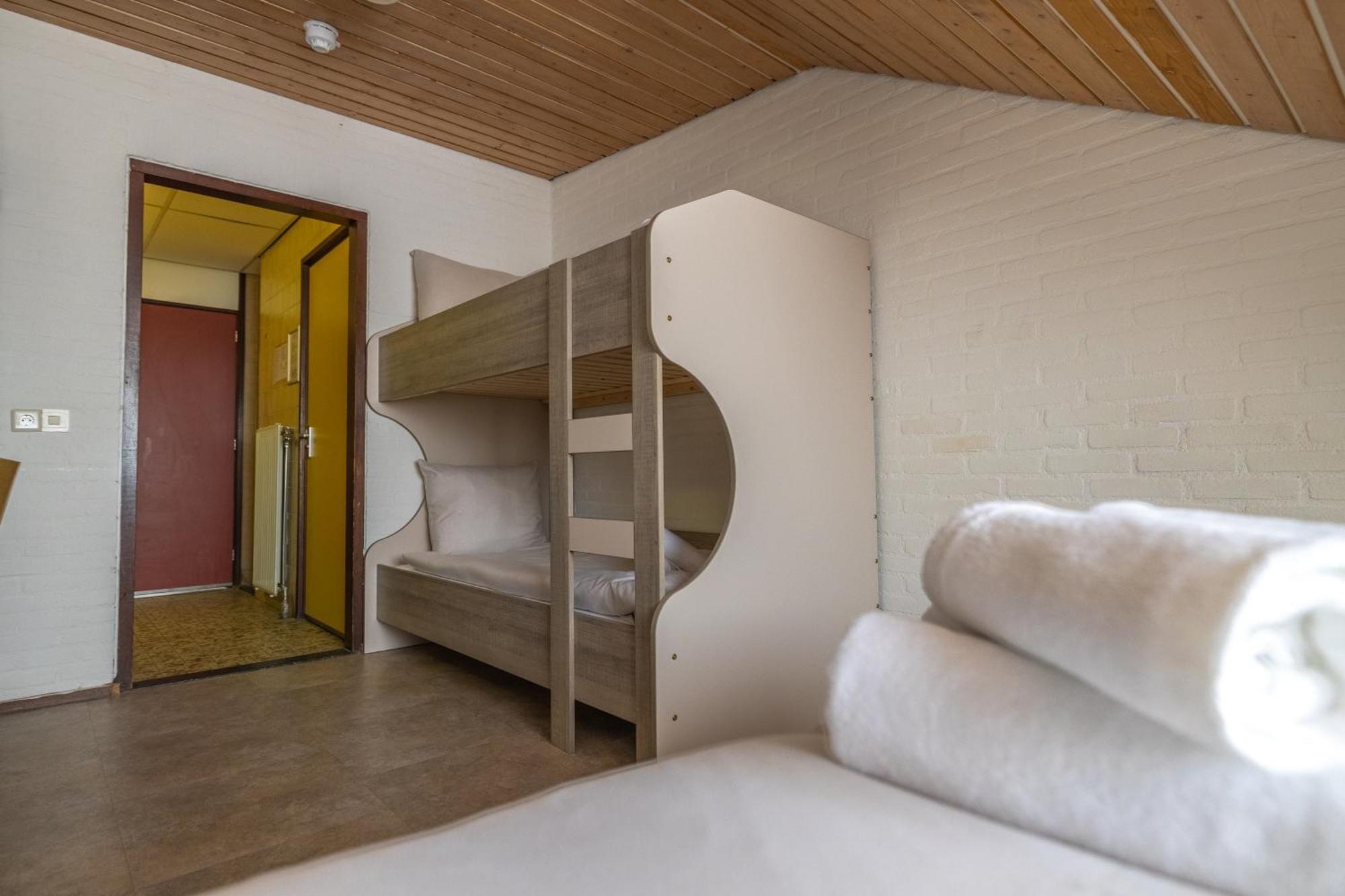 Oer'T Hout Hostel Grou Kültér fotó